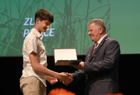 ZLATE PETICE 66 FOTO LJUBO VUKELIČ